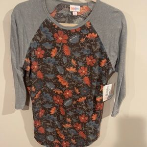 Lularoe Randy baseball t top size medium